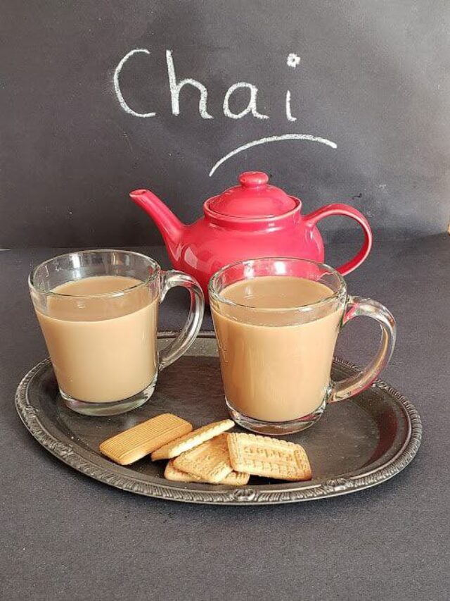 चाय पीने का सही समय और तरीका